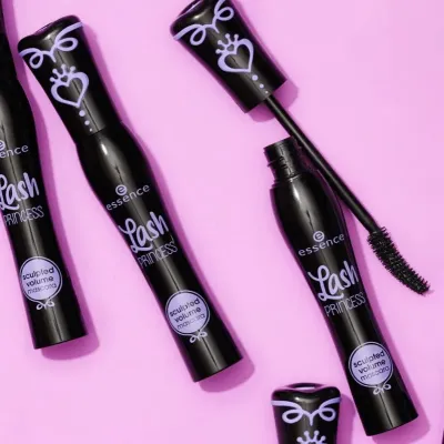 Essence lash princess Sculpted Volume Mascara
